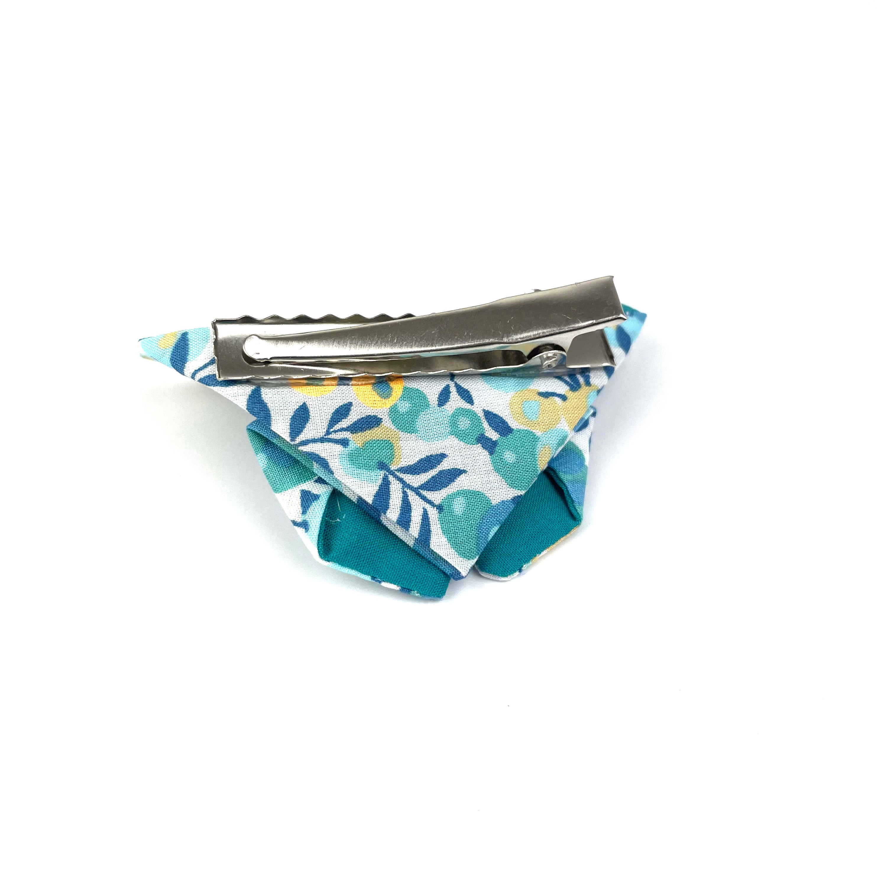Barrette papillon Liberty "Wiltshire Bleu cristal"