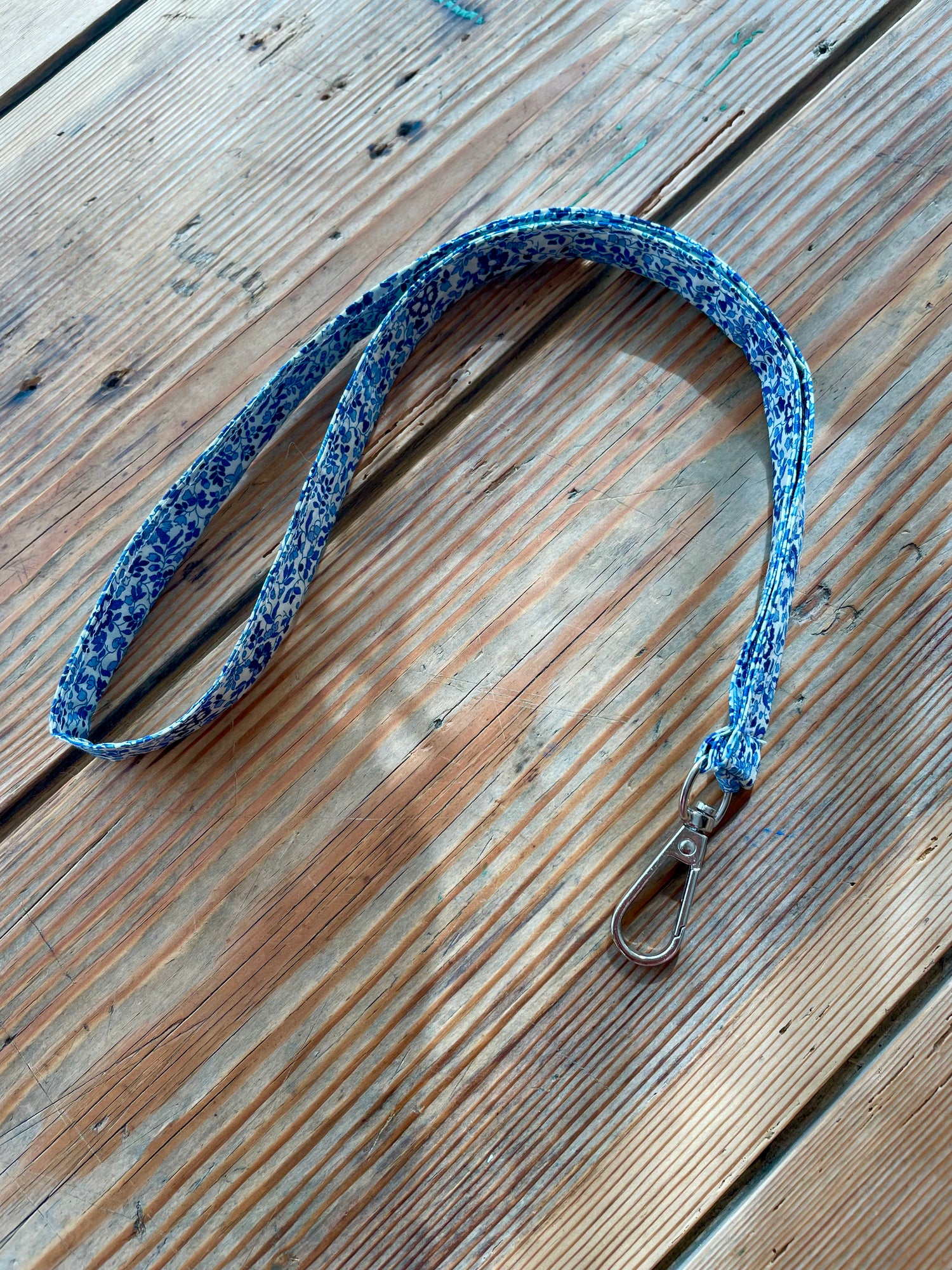 Tour de cou (dragonne) "Liberty Katie and Millie bleu"